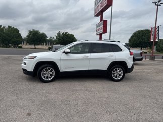 Used 2016 Jeep Cherokee Latitude w/ Comfort & Sound Group image 1