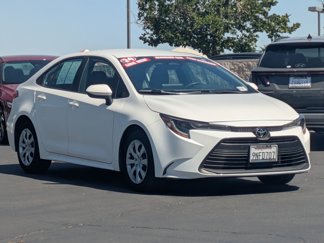 Used 2024 Toyota Corolla LE image 1