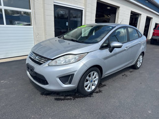 Used 2012 Ford Fiesta SE image 1