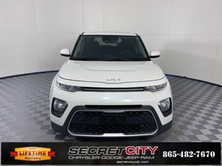 Used 2022 Kia Soul LX w/ Technology Package video 2