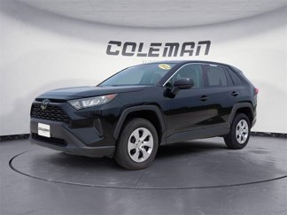 Used 2022 Toyota RAV4 LE image 1