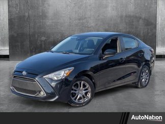 Used 2019 Toyota Yaris LE image 1