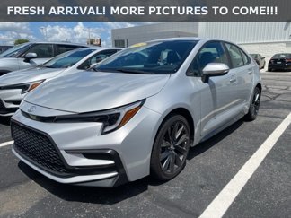 Used 2024 Toyota Corolla SE image 1