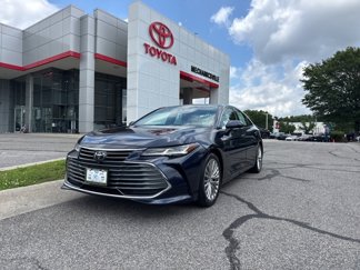 Used 2020 Toyota Avalon Limited image 1