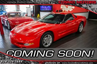 Used 2004 Chevrolet Corvette Coupe w/ Roof Package image 1
