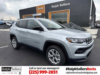 New 2025 Jeep Compass Latitude image 1