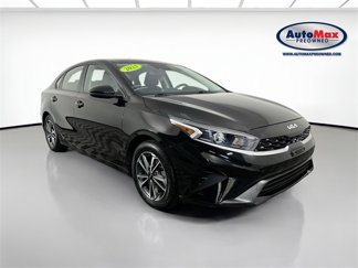 Used 2023 Kia Forte LXS image 1