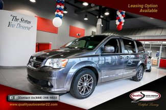 Used 2016 Dodge Grand Caravan SXT image 1