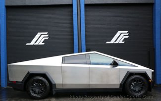 Used 2024 Tesla Cybertruck AWD Crew Cab image 1