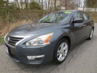 Used 2013 Nissan Altima 2.5 SV image 1
