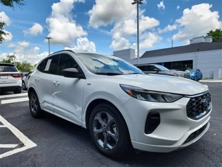 Certified 2023 Ford Escape ST-Line image 1