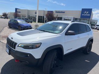 Used 2019 Jeep Cherokee Trailhawk image 1