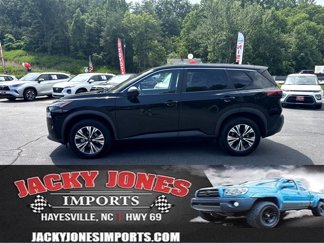 Used 2023 Nissan Rogue SV image 1