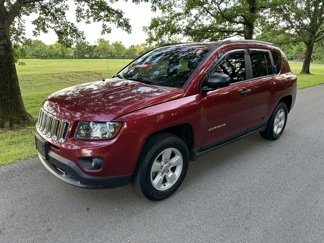 Used 2017 Jeep Compass Sport image 1