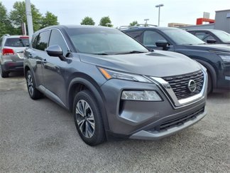 Used 2021 Nissan Rogue SV image 1