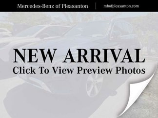 Used 2018 Mercedes-Benz GLC 300 4MATIC image 1