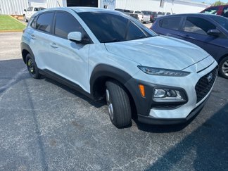 Used 2021 Hyundai Kona SE image 1