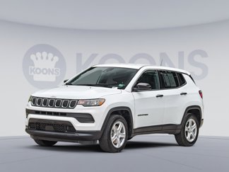 Used 2024 Jeep Compass Sport image 1
