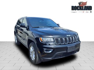 Certified 2022 Jeep Grand Cherokee Laredo E image 1