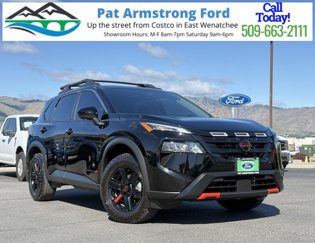 Used 2025 Nissan Rogue SV image 1