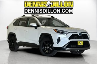 Used 2023 Toyota RAV4 SE image 1