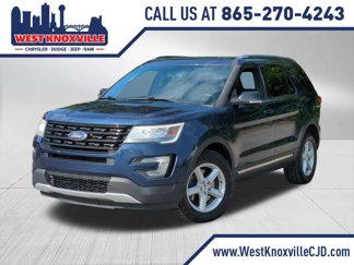 Used 2016 Ford Explorer XLT image 1