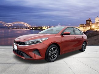 Certified 2023 Kia Forte LXS image 1