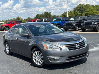 Used 2014 Nissan Altima 2.5 S image 1