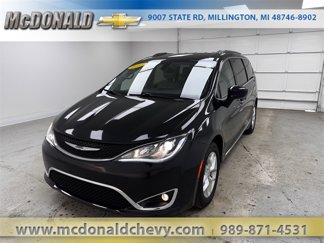 Used 2017 Chrysler Pacifica Touring-L Plus 360° Tour