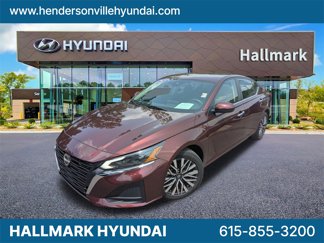Used 2023 Nissan Altima 2.5 SV image 1
