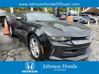 Used 2017 Chevrolet Camaro LT image 1