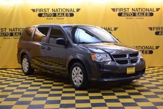 Used 2019 Dodge Grand Caravan SE w/ UConnect Hands-Free Group image 1