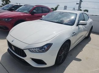 Used 2022 Maserati Ghibli Modena image 1