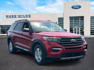 Used 2022 Ford Explorer XLT w/ Equipment Group 202A image 1