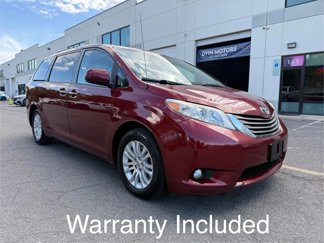 Used 2012 Toyota Sienna XLE image 1