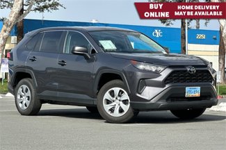 Used 2022 Toyota RAV4 LE image 1
