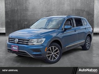 Used 2020 Volkswagen Tiguan SE image 1