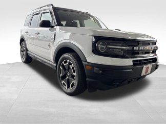 Used 2021 Ford Bronco Sport Outer Banks w/ Outer Banks Package (96D) image 1