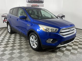 Used 2017 Ford Escape SE image 1