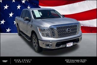 Used 2017 Nissan Titan SV image 1