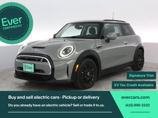 Used 2023 MINI Cooper SE image 1