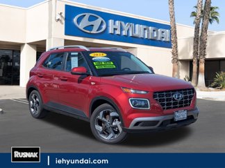 Certified 2024 Hyundai Venue Limited image 1