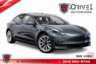 Used 2022 Tesla Model 3 Standard Range image 1