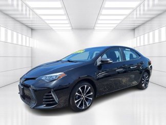 Used 2017 Toyota Corolla SE image 1