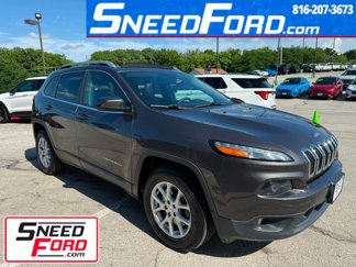 Used 2018 Jeep Cherokee Latitude Plus w/ Comfort/Convenience Group image 1