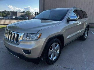 Used 2011 Jeep Grand Cherokee Overland image 1