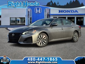 Used 2023 Nissan Altima 2.5 SV image 1