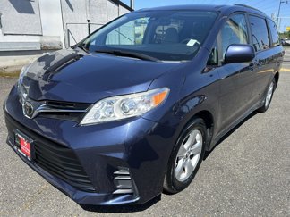 Certified 2018 Toyota Sienna LE image 1