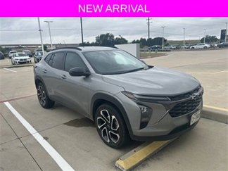 Used 2024 Chevrolet Trax RS image 1