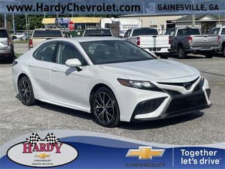 Used 2023 Toyota Camry SE image 1